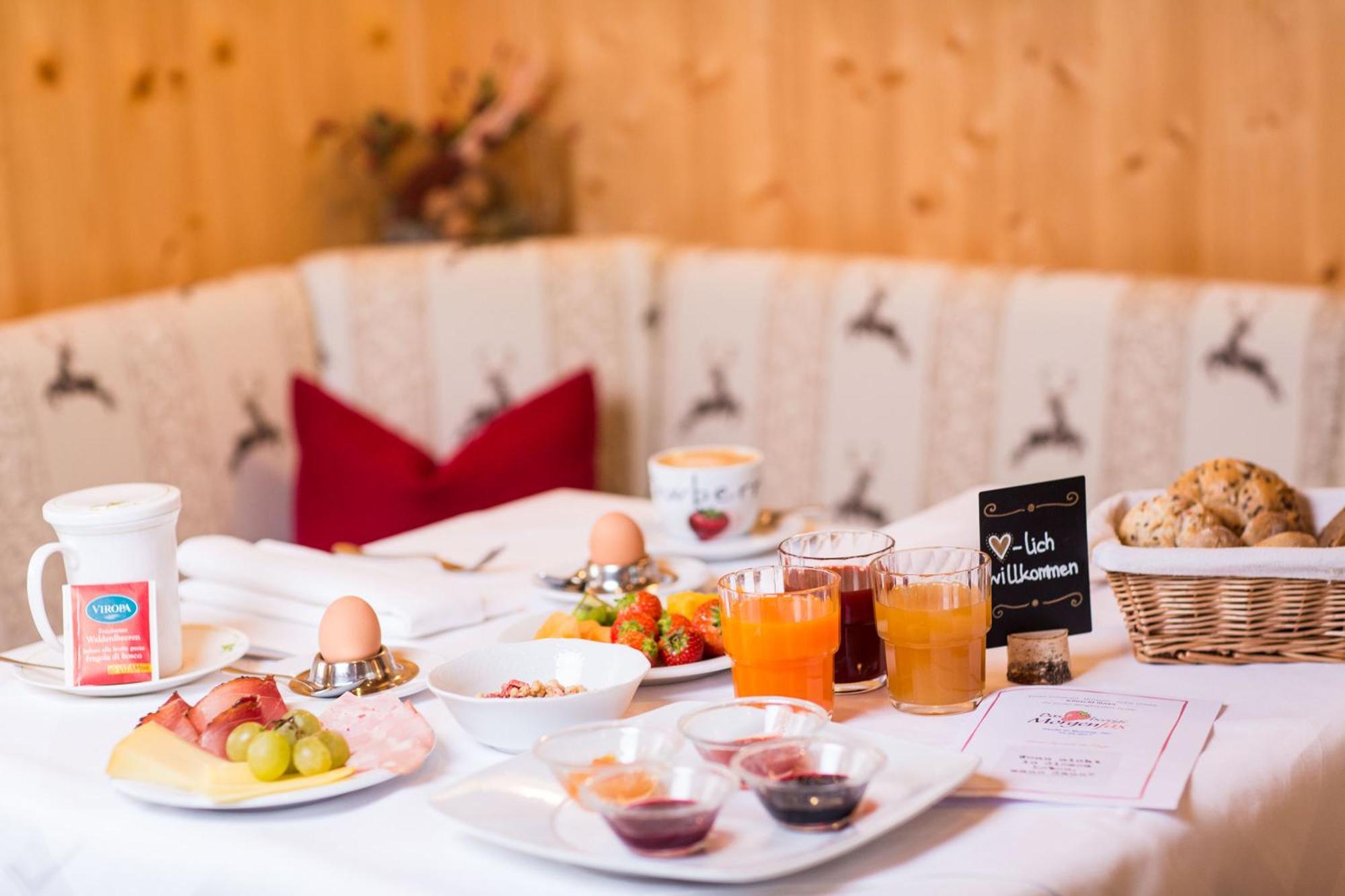 Hotel Bergfrieden Мартело Екстериор снимка