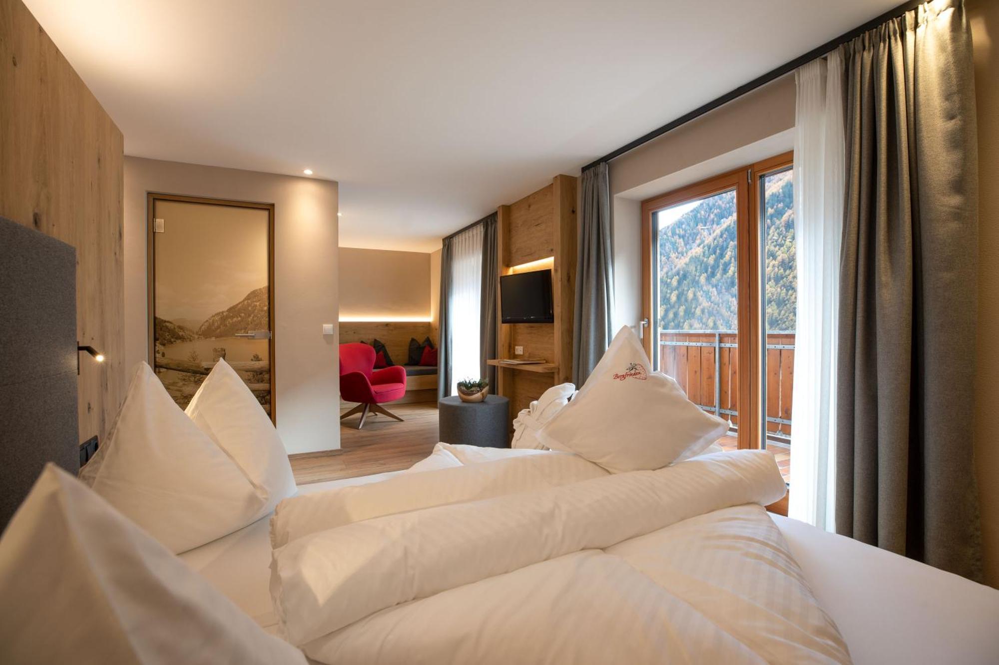 Hotel Bergfrieden Мартело Екстериор снимка