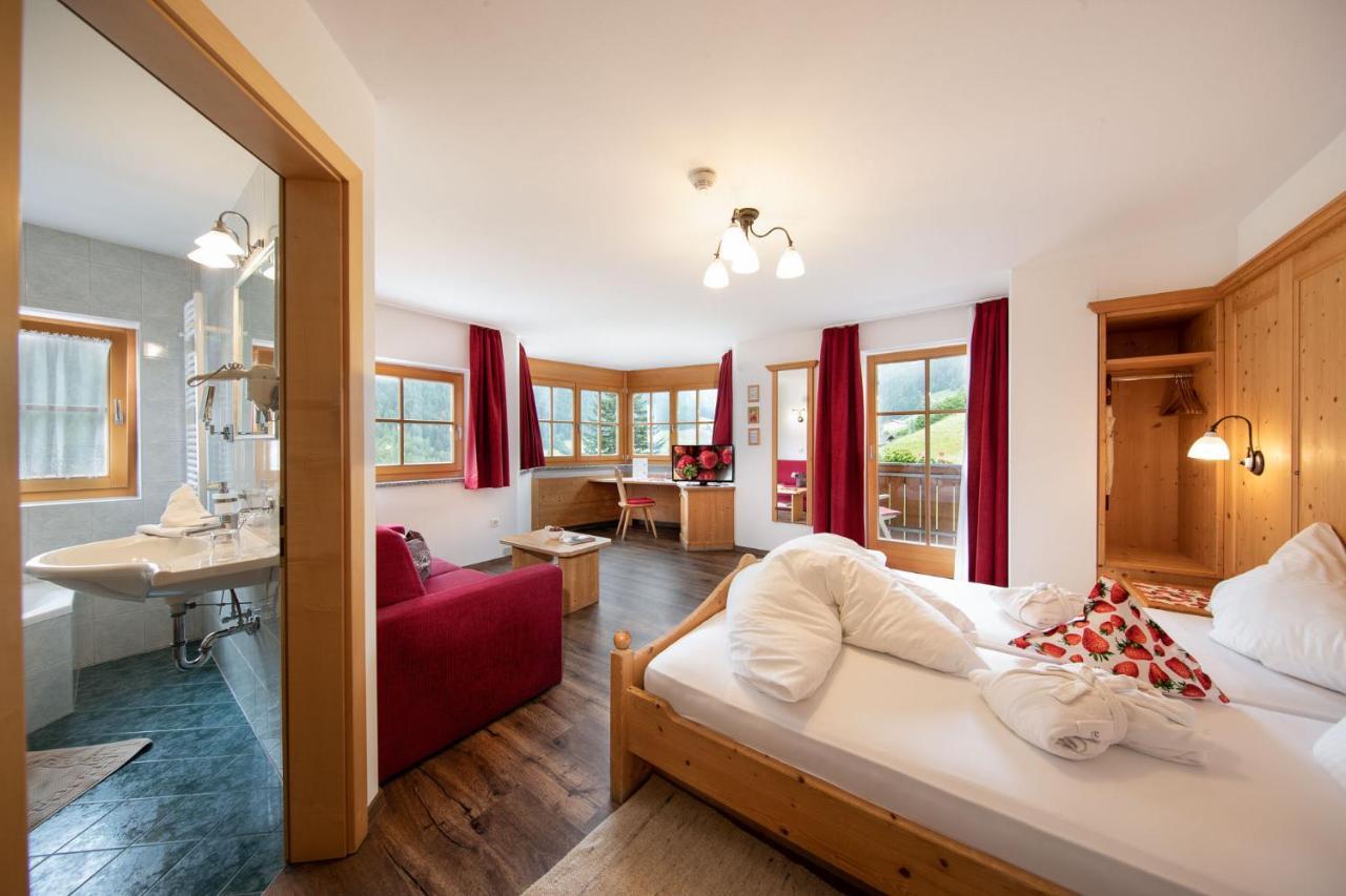Hotel Bergfrieden Мартело Екстериор снимка